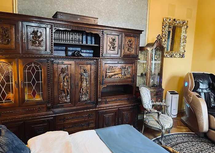 Luxury Residence In The Old Center Of Cluj