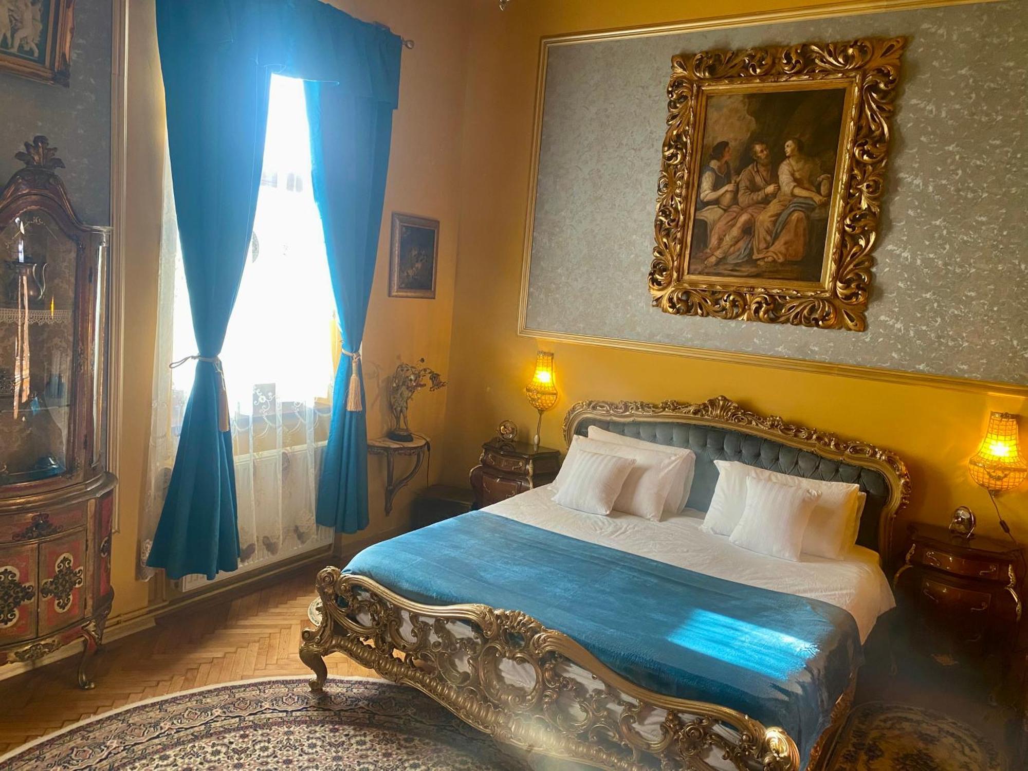 Luxury In The Old Center Of