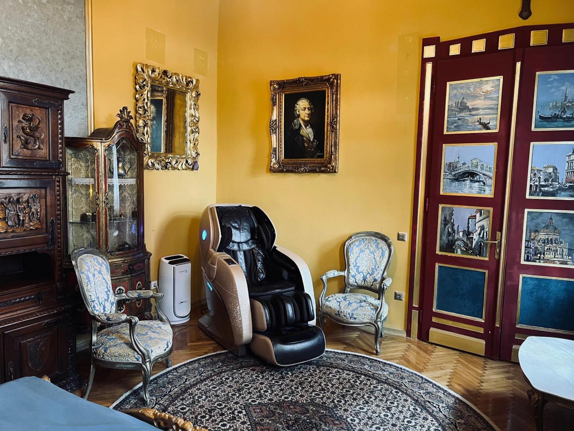 Luxury In The Old Center Of Apartment Cluj-Napoca